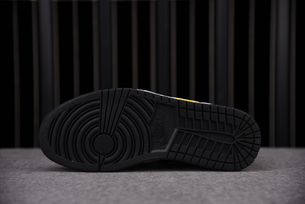 AIR JORDAN 1 LOW CJ9216-051